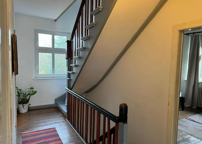 فيلة Near Berlin *